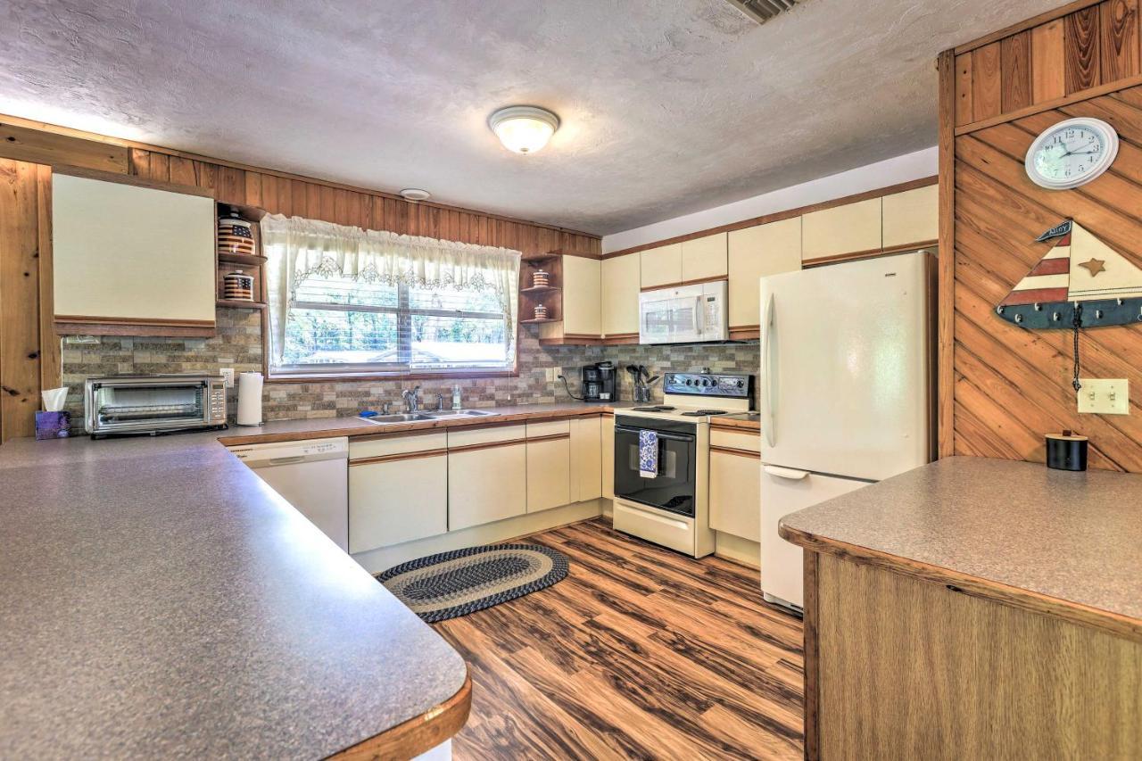 Charming Abode With Dock On The Suwannee River Bell 외부 사진