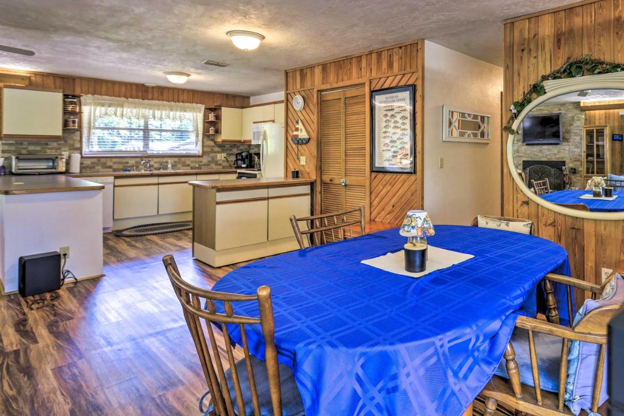 Charming Abode With Dock On The Suwannee River Bell 외부 사진
