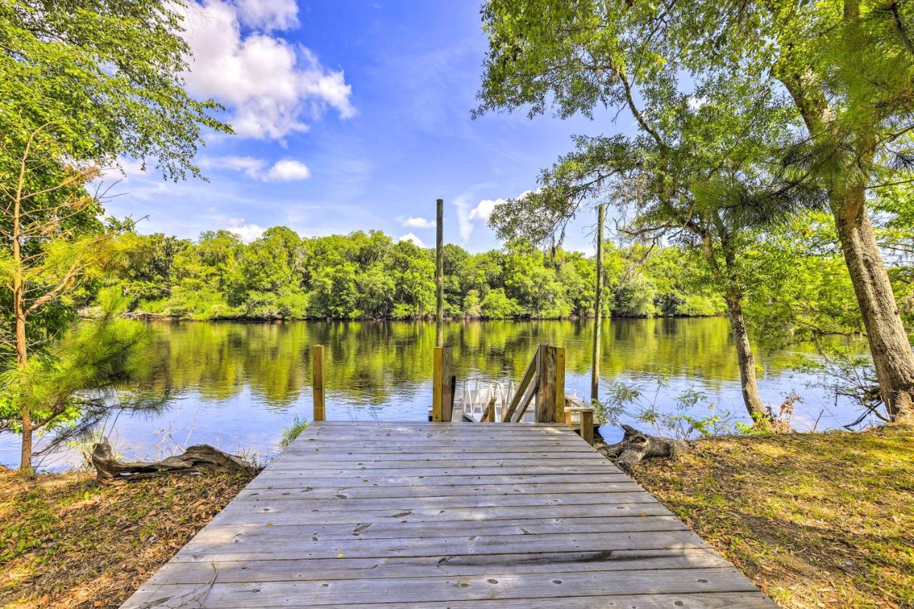Charming Abode With Dock On The Suwannee River Bell 외부 사진