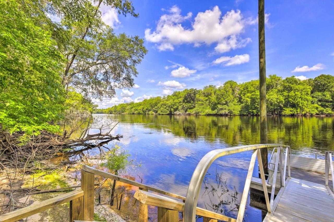 Charming Abode With Dock On The Suwannee River Bell 외부 사진