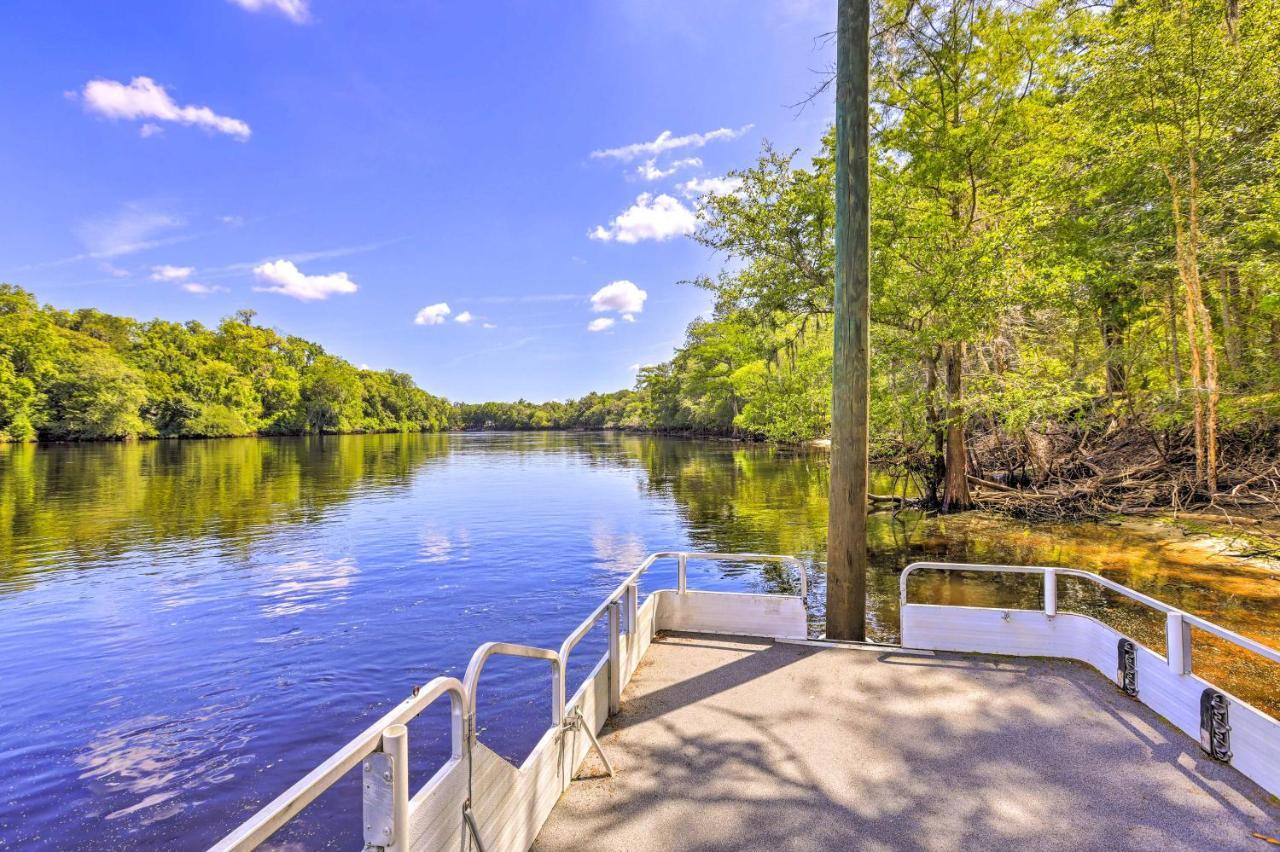 Charming Abode With Dock On The Suwannee River Bell 외부 사진
